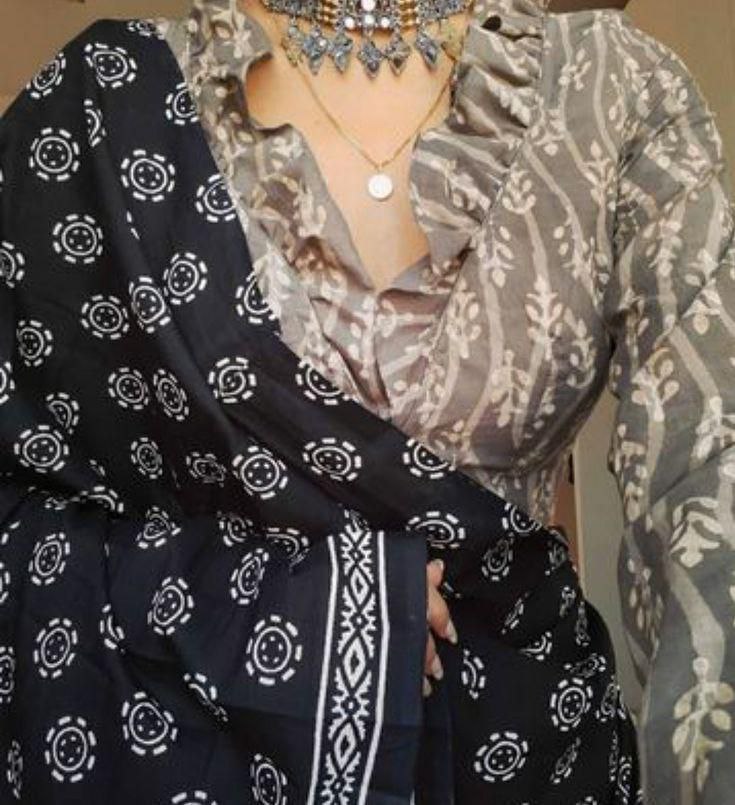 PREMIUM CHANDERI SAREE with Digital Print blouse