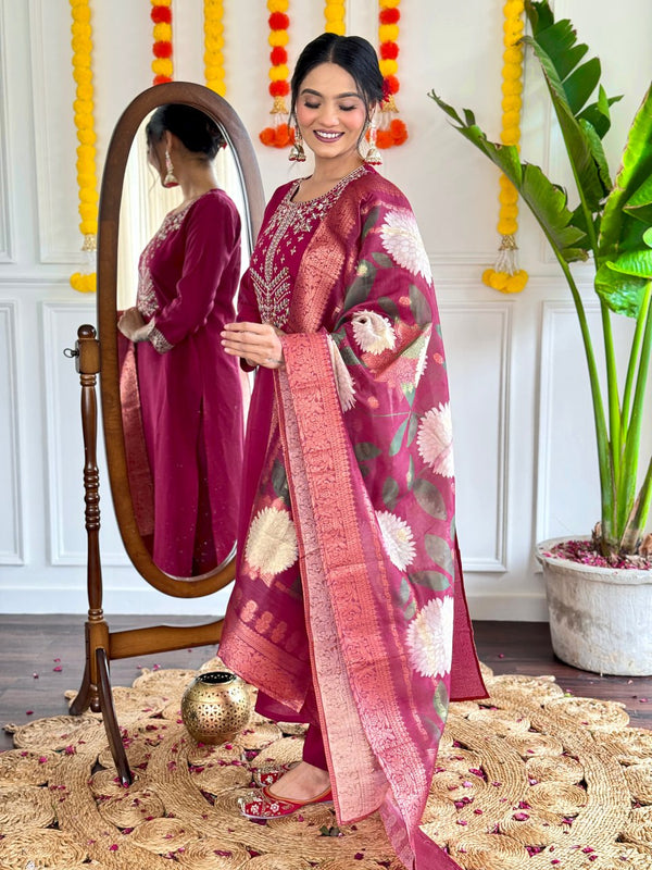 Classy Viscose Chanderi Embroidered Suit with Jacquard Printed Dupatta