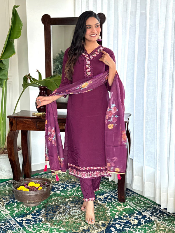 Elegant Pure Chanderi Silk Embroidary Suit Set