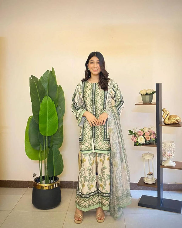 Chic Co-ords Set in Printed Crepe with Dupatta