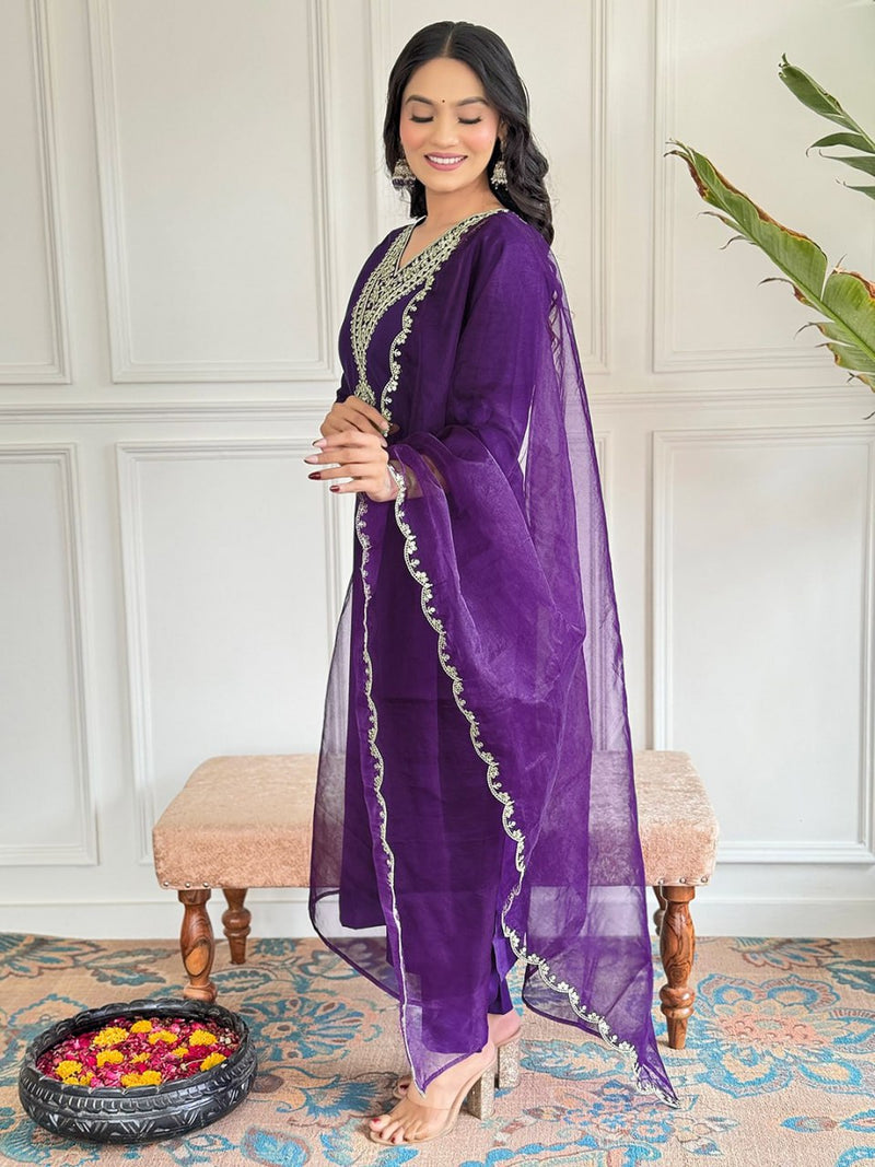 Purple Viscose Rayon Kurti Set with Heavy Neck Embroidery And Organza Dupatta