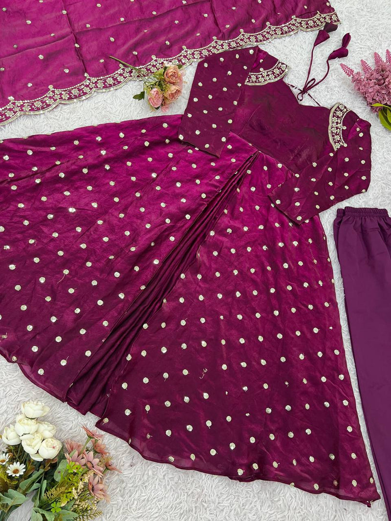 Heavy Fandy Silk Gown Set with Embroidered Dupatta