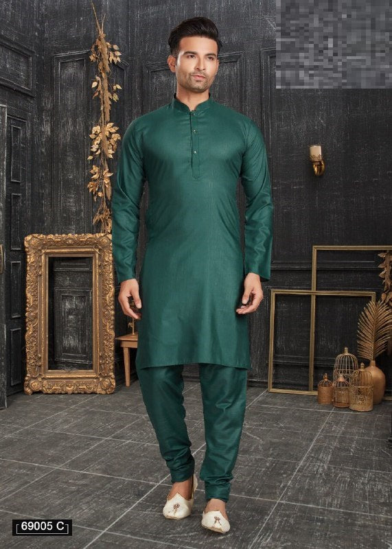 Stunning Mens Kurta Pajama