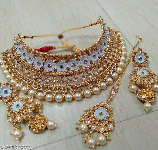 Look Like A Star By Wearing This Beautiful Unique Jewellery Sets