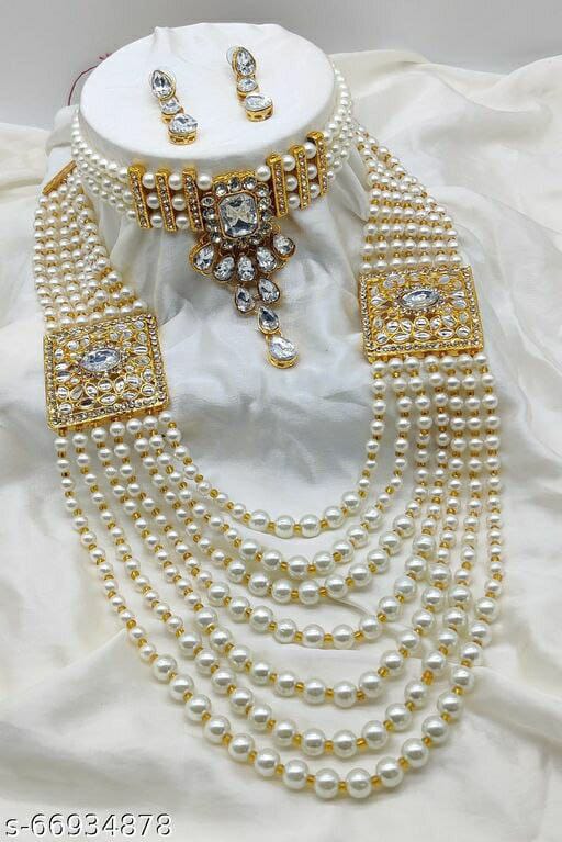 Wear This Beautiful Necklace With Earrings Of Artifical Stones And Pearls