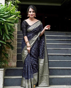 BEAUTIFUL BLACK COLORED RICH PALLU & JACQUARD WORK ON ALL OVER THE SAREE.