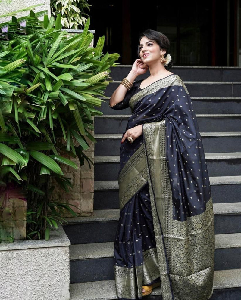 BEAUTIFUL BLACK COLORED RICH PALLU & JACQUARD WORK ON ALL OVER THE SAREE.