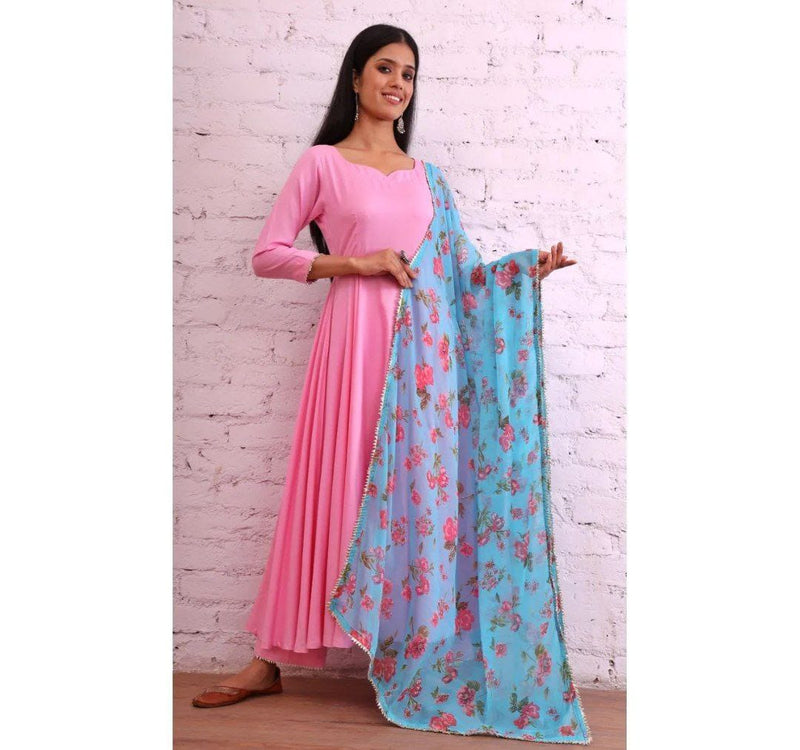 Wear This Alluring Outfit Of Pink Colored With Beautiful Dupatta