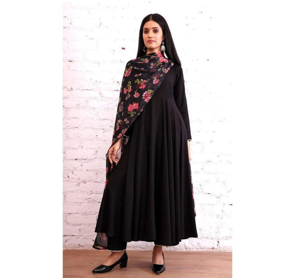 Enchanting Black Colored Goun With Bottom And Printed Dupatta