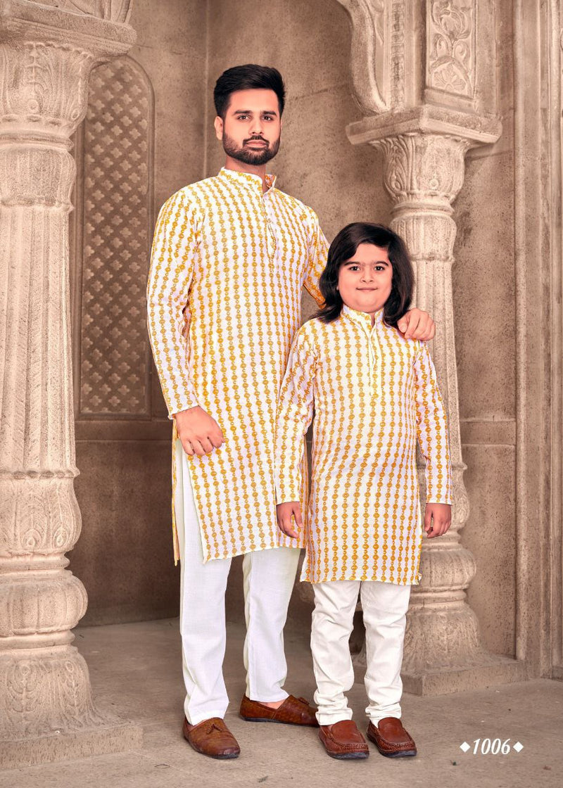 Present Father Son combo of Cotton Kurta with Foil Print with Payjama.